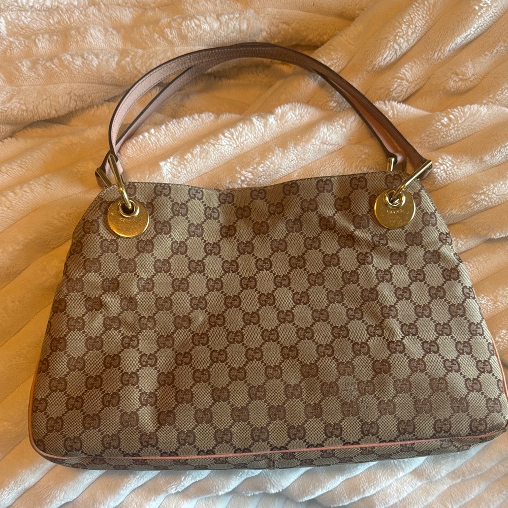 Gucci Beige and Pink Shoulder Bag - Picture 3 of 5